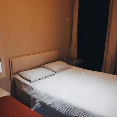 Golden Fish Hotel Batumi Zewnętrze zdjęcie