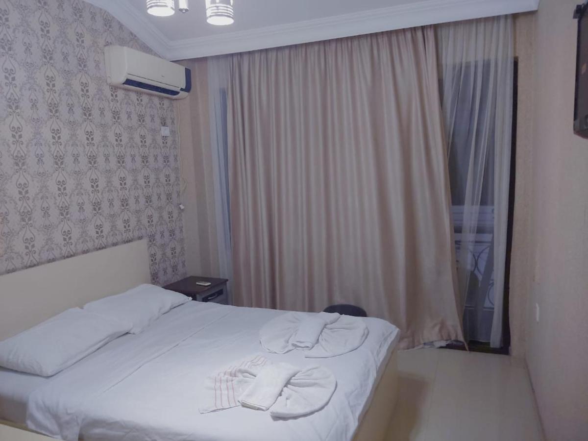 Golden Fish Hotel Batumi Zewnętrze zdjęcie